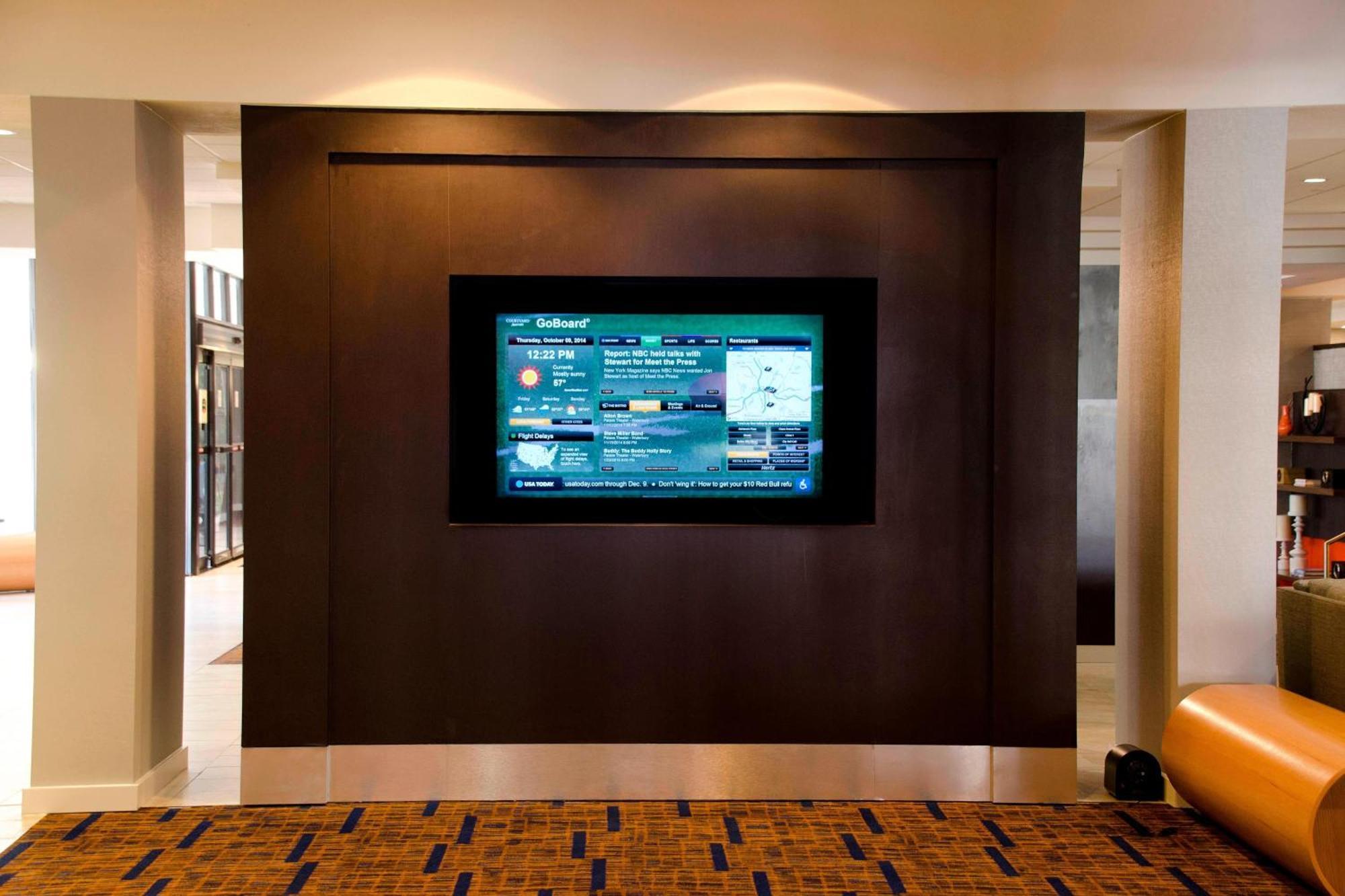 Courtyard Waterbury Downtown Hotel Bagian luar foto