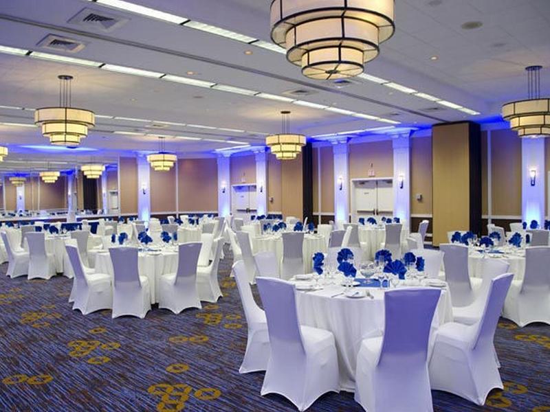 Courtyard Waterbury Downtown Hotel Bagian luar foto