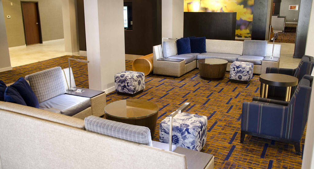 Courtyard Waterbury Downtown Hotel Bagian luar foto